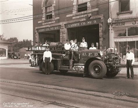 2095 best images about Fire Trucks (Old) on Pinterest | Trucks ...