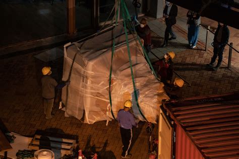 Columna De La Verg Enza Se Retira El Monumento Al Asesinato En Masa De