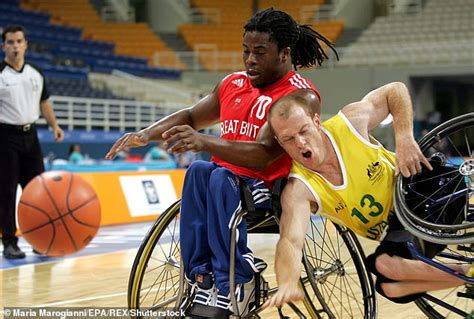 Paralympian Ade Adepitan and wife Linda Harrison welcome baby - Hot Lifestyle News