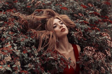 Wallpaper Women Outdoors Model Portrait Flowers Looking Away