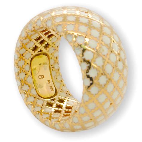 Gucci Diamantissima White Enamel 18 Karat Gold Ring Size 45 At 1stdibs