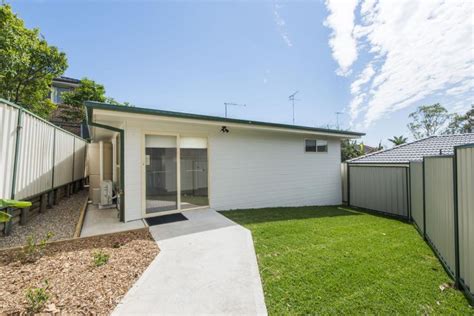 A Sir John Jamison Circuit Glenmore Park Nsw Apartment For