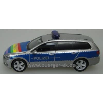 VW Passat Variant Polizei Lübeck silber blau mit Regenbogen