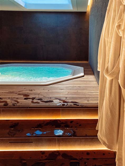 Hot Tub Installation: 4 Things You Should Know - archziner.com