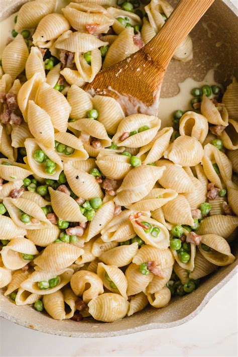 Easy Creamy Pasta And Peas Neighborfood