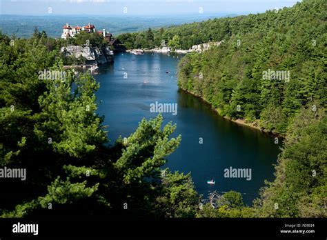 Lake mohonk hi-res stock photography and images - Alamy