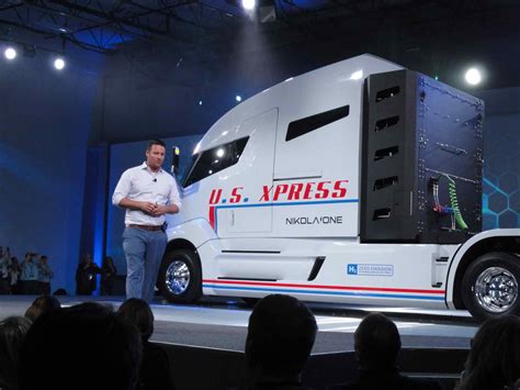 Nikola One Unveiled A Zero Emission Fully Electric Truck With 1 000 Hp