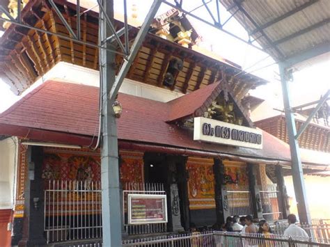 Guruvayur Temple - The Abode Of Guruvayurappan - Jothishi