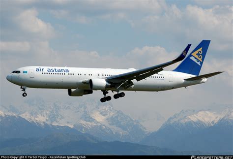 EI KEC Air Astana Boeing 767 3KYER WL Photo By Yerbol Yespol