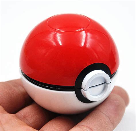 New 3 Parts Pokeball Herb Grinder Poke Mon Ball Zinc Alloy Tobacco Herb