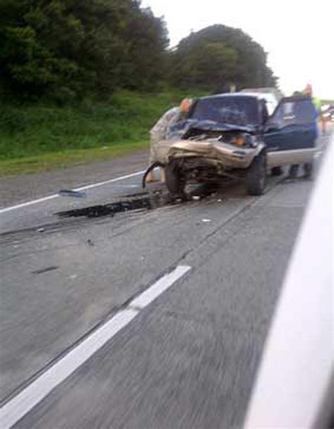 Cierran Dos Carriles De La Autopista Por Grave Accidente Primera Hora