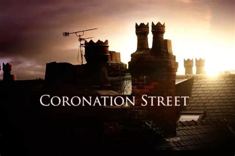 Coronation Street Fans In Disbelief Over Cobbles Legend S Real Age