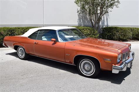 1975 Oldsmobile Delta 88 | Premier Auction