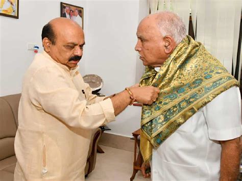 Cm Bommai Meets Yediyurappa To Wish On Vijayadashami The Siasat Daily Archive