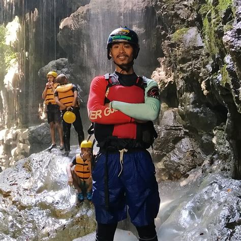 Profile Pemandu Body Rafting Green Canyon Operator Body Rafting Guha Bau