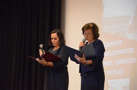 Lat Powiatowej I Miejskiej Biblioteki Publicznej W Brzesku