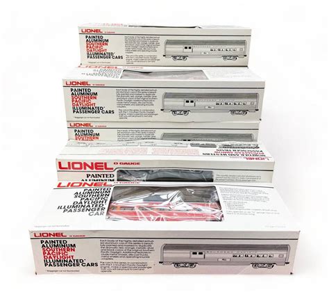 Lot Of Nine Lionel O Gauge Passenger Cars. Auction