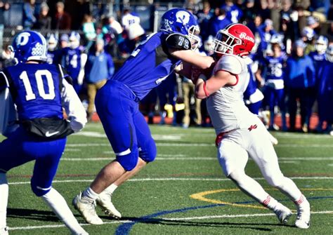 They Never Forget Who Won The Turkey Bowl New Canaan Darien Rival