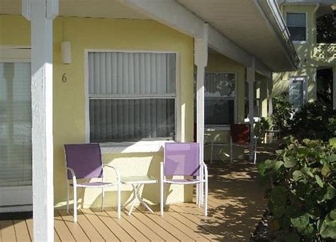 PEARL BEACH INN - Prices & Motel Reviews (Englewood, FL)