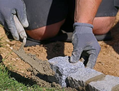 Rasenkantensteine Setzen Mit Und Ohne Beton Anleitung