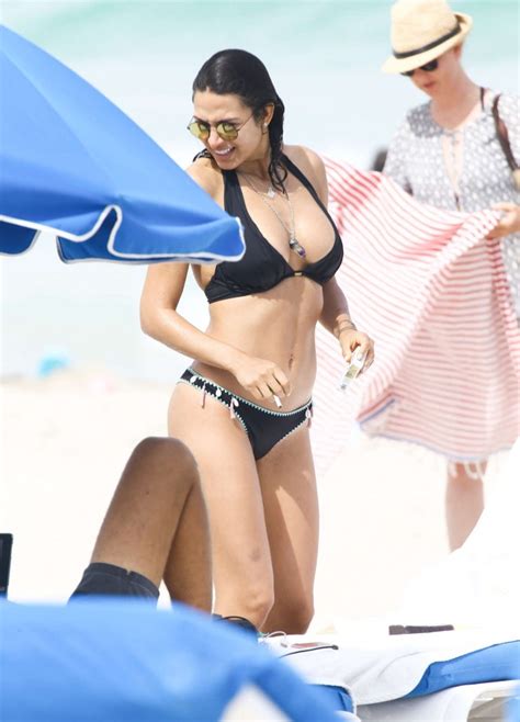 Lisandra Silva In Black Bikini 2016 20 GotCeleb