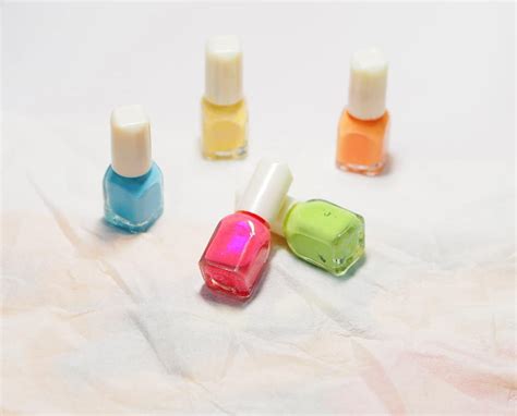 Water-Based Nail Polish: The Healthier Alternative