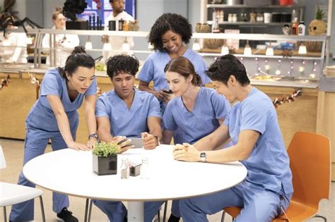 Greys Anatomy Chirurdzy Sezon 19 Data Premiery I Opis Nowych