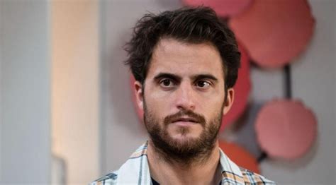 Queridos Papás: Roberto tem filho secreto