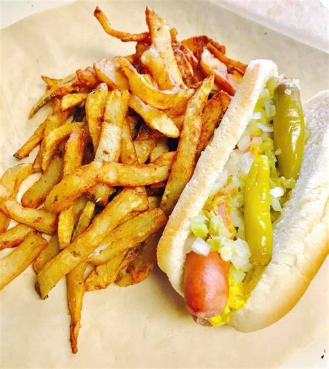 24 of the Best Hot Dogs in Chicago, Ranked | Urban Matter