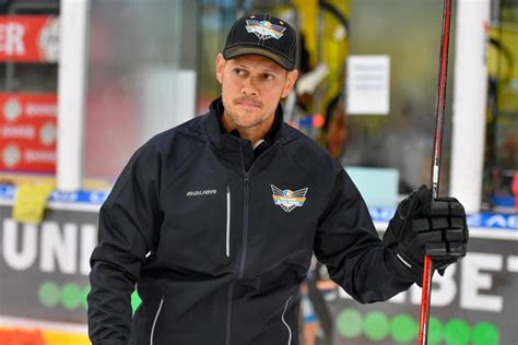 Icehl Linz Coach Phil Lukas Stellt Seine Linien Um Hockey News Info