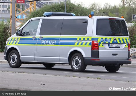 Einsatzfahrzeug Lsa Vw Transporter T Hgrukw Bos Fahrzeuge