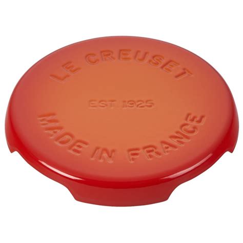 Signature Trivet (Flame) | Le Creuset | Everything Kitchens