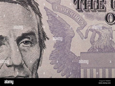 Closeup of Abraham Lincoln on the 5 Dollar Bill Stock Photo - Alamy