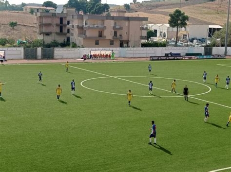 Eccellenza B Ginosa Otranto Decide Un Rigore Di Genchi