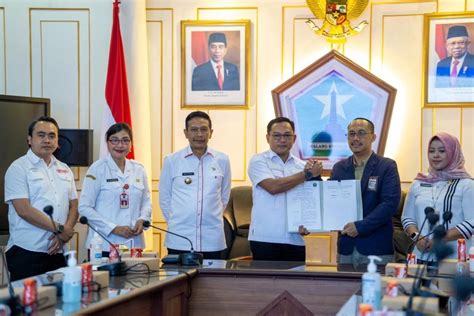 Malang Post Tandatangani Perjanjian Kerjasama Dengan PT PLN