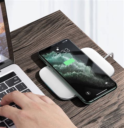 Horizontal and Vertical Wireless Charger & Phone Holder, With 1m Charg ...