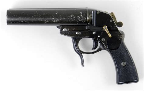 Wwii German Luftwaffe Double Barrel Flare Pistol