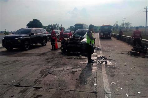 Asap Bakaran Lahan Jadi Penyebab Kecelakaan Beruntun Di Tol Pejagan