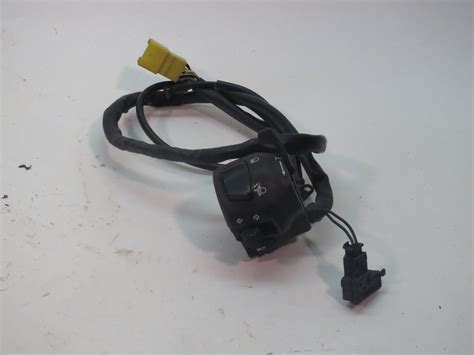 Suzuki Gsxr Gsxr Gz Tl S Handlebar Switch Left