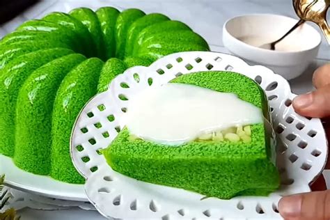 Lembut Dan Segar Dessert Manis Di Siang Hari Terik Simak Resep Puding Lumut Kelapa Vla Vanila