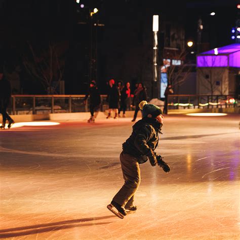 Quartier Des Spectacles Skating Rink Patin Patin