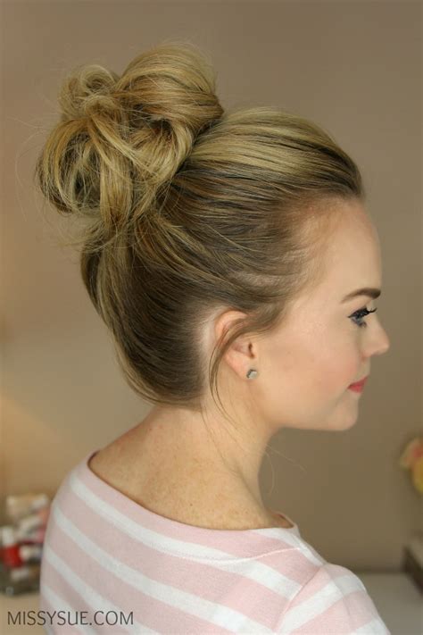 Messy Bun 1 Short Hair Bun Messy Bun For Short Hair Bun Hairstyles