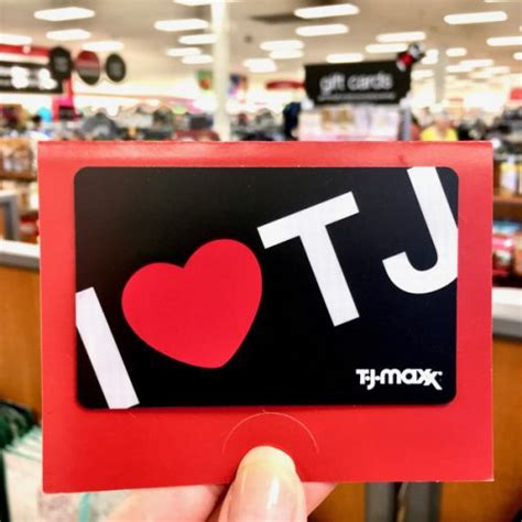 Free TJ Maxx Gift Card! {+ 25 Genius Shopping Hacks to Save BIG}