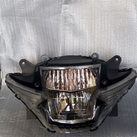 Jual Lampu Depan Suzuki GSX R 150 Headlamp Suzuki GSX R 150 Original