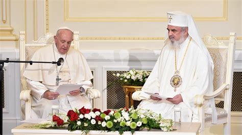 Papa a Sínodo Permanente Ortodoxo Juan Pablo II allanó el camino del