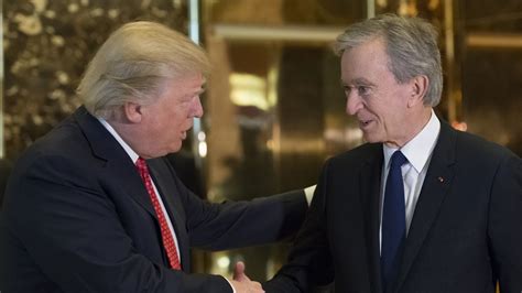 VIDEO Donald Trump a reçu le Français Bernard Arnault