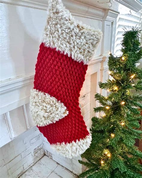 Soft & Fluffy Faux Fur Crochet Christmas Stocking - Free Pattern