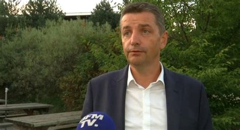 Französischer Bürgermeister soll Rivalen mit Sex Video erpresst haben