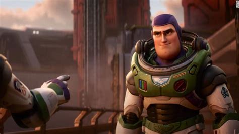 "Lightyear": the trailer for the new Pixar movie about Buzz Lightyear ...