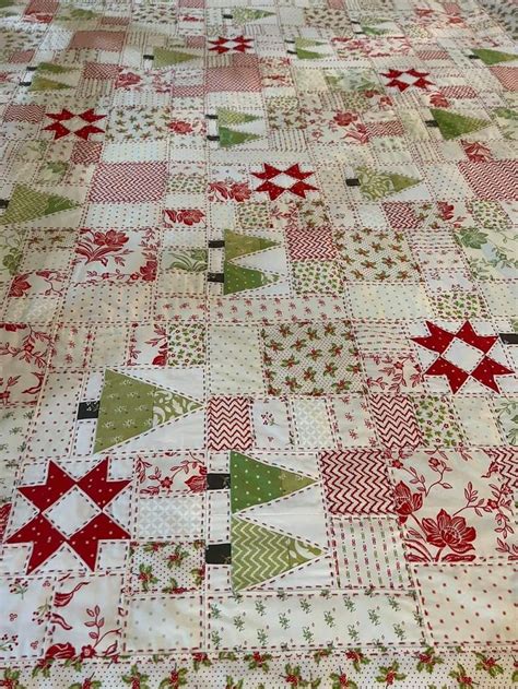 Pin By Jill Hugins On Christmas Quilt Ideas Christmas Quilts